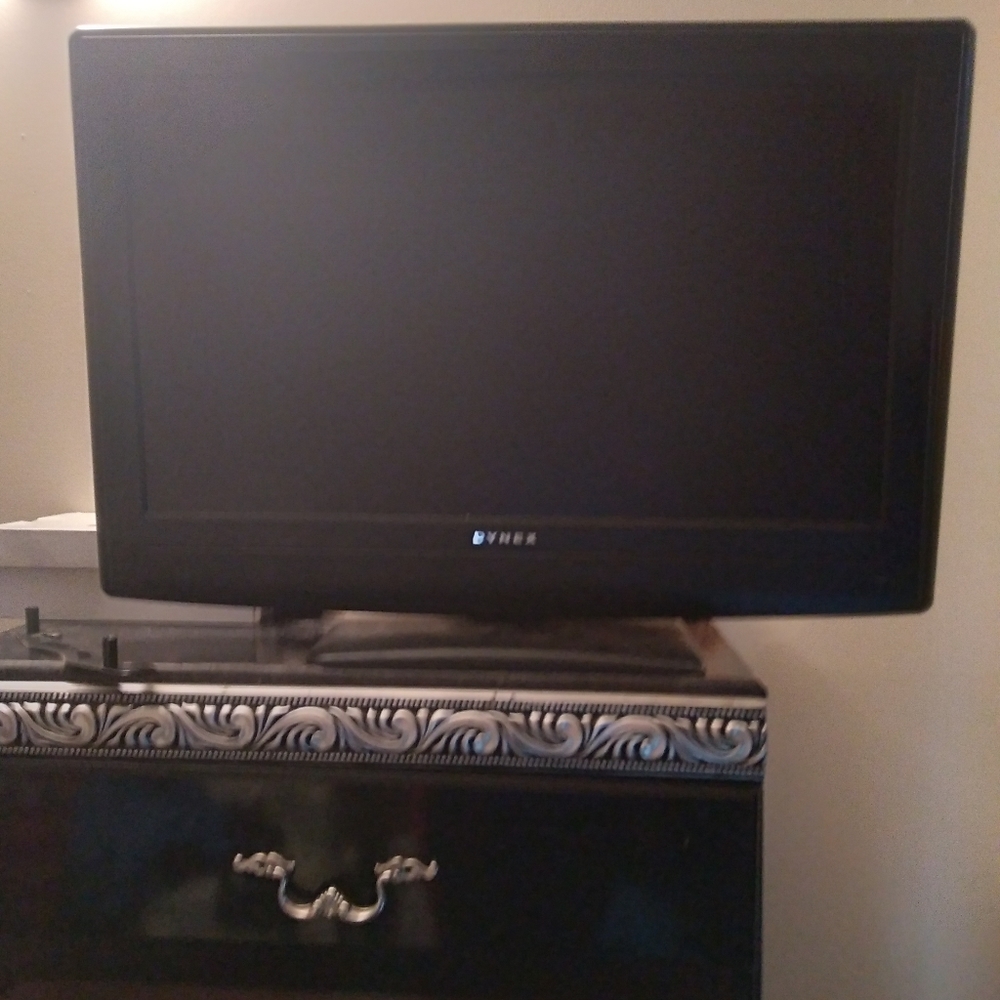 Tv ddynex
